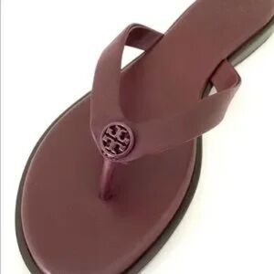 NIB Tory Burch Benton Shoes Thong Slides Flip Flops   Maroon Red Burgundy Sz 8